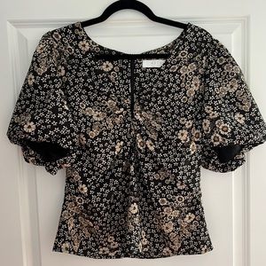 Puff sleeve blouse